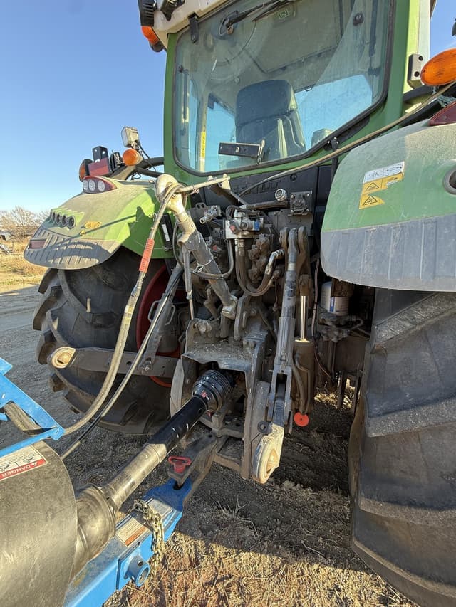Image of Fendt 724 Vario equipment image 3