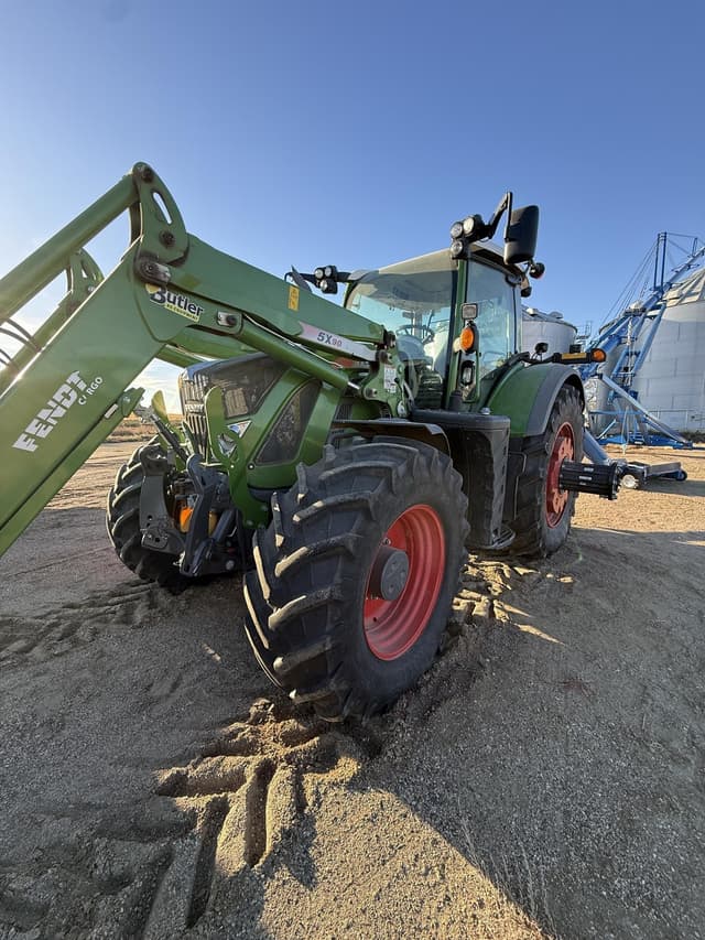 Image of Fendt 724 Vario equipment image 1