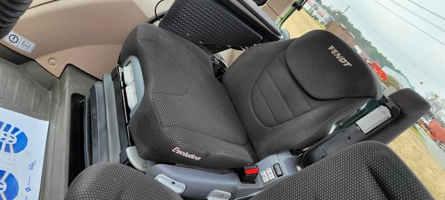 Image of Fendt 724 Vario equipment image 3