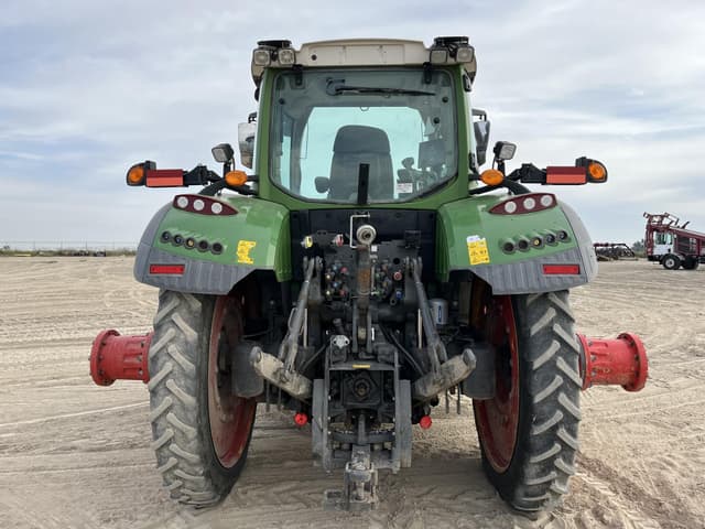Image of Fendt 724 Vario equipment image 3