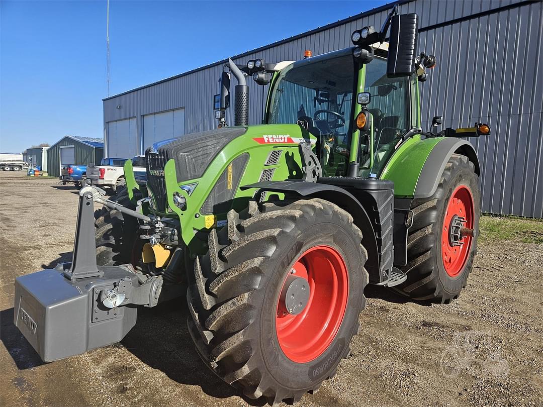 Image of Fendt 724 Vario Primary image