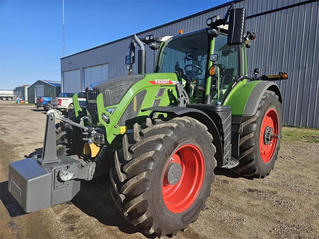 Image of Fendt 724 Vario Primary image