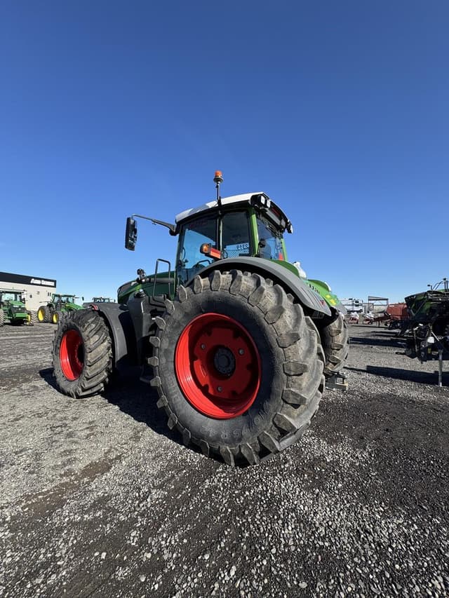 Image of Fendt 933 Vario equipment image 3
