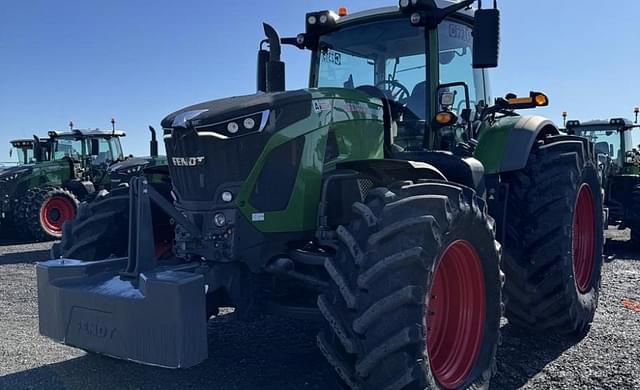 Image of Fendt 933 Vario equipment image 1