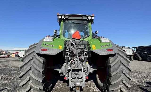 Image of Fendt 933 Vario equipment image 4