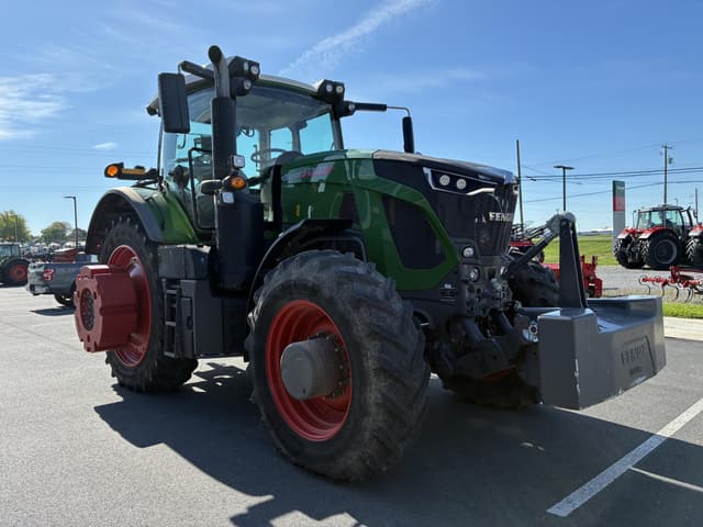 Image of Fendt 933 Vario equipment image 1