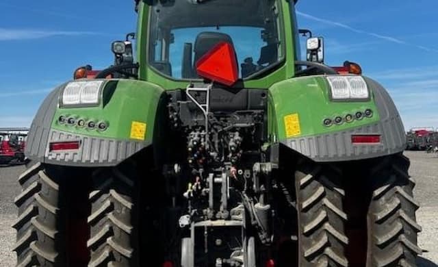 Image of Fendt 933 Vario equipment image 4
