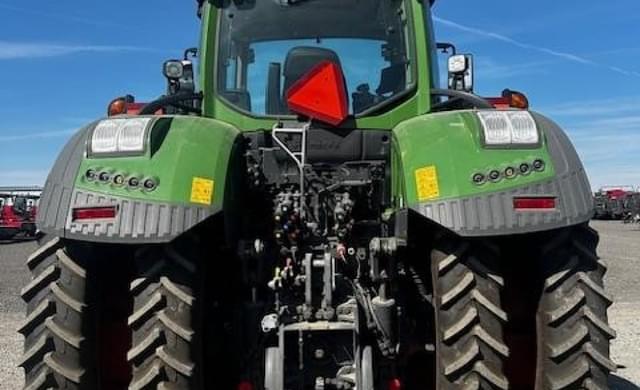 Image of Fendt 933 Vario equipment image 3