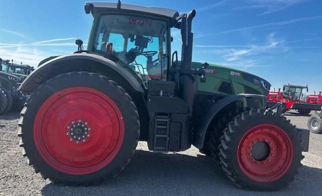Image of Fendt 933 Vario equipment image 3