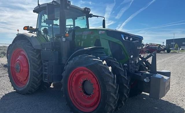 Image of Fendt 933 Vario equipment image 1
