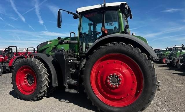 Image of Fendt 933 Vario equipment image 4