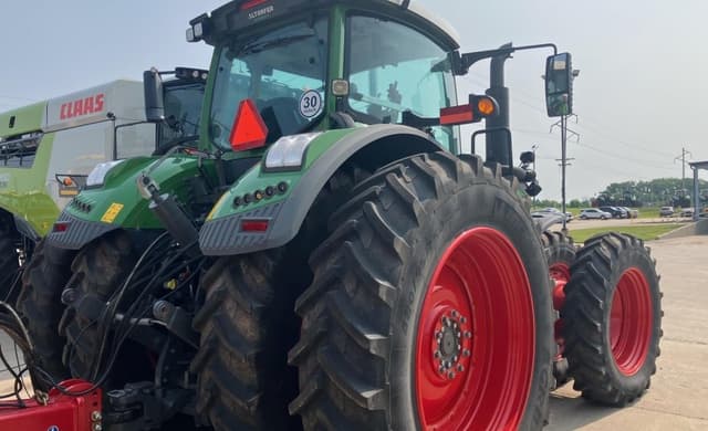 Image of Fendt 942 Vario equipment image 2
