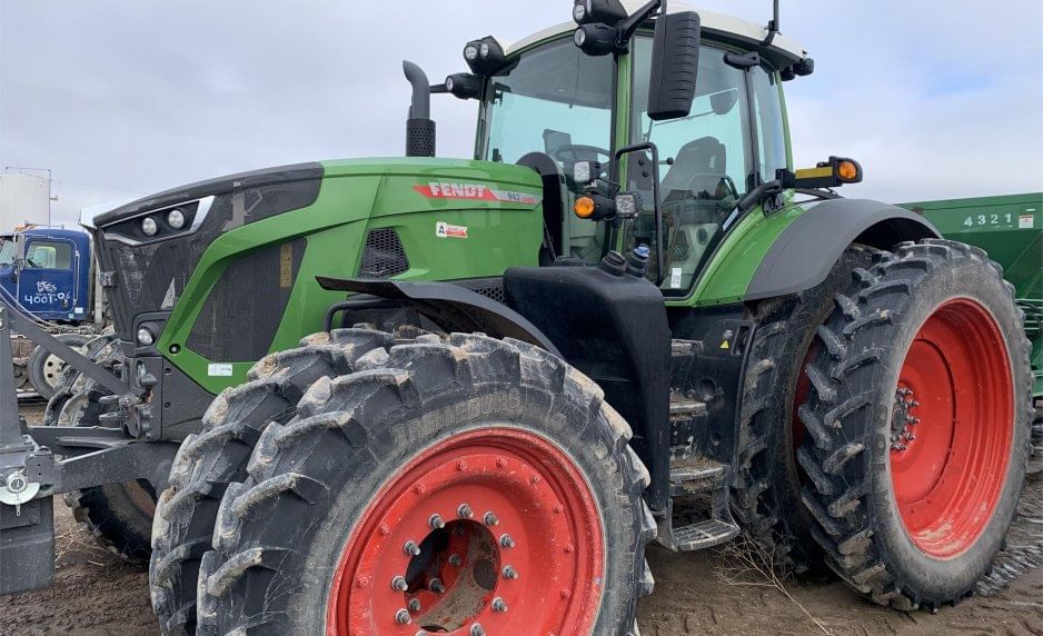 2022 Fendt 942 Vario Equipment Image0