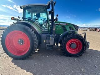 Image of Fendt 724 Vario equipment image 1