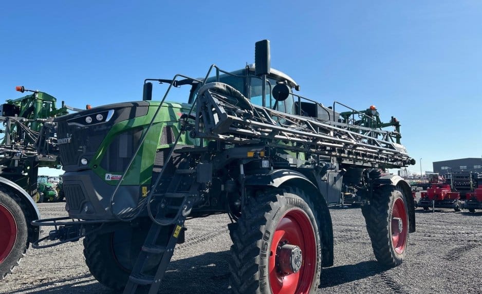 2022 Fendt RoGator 932 Equipment Image0