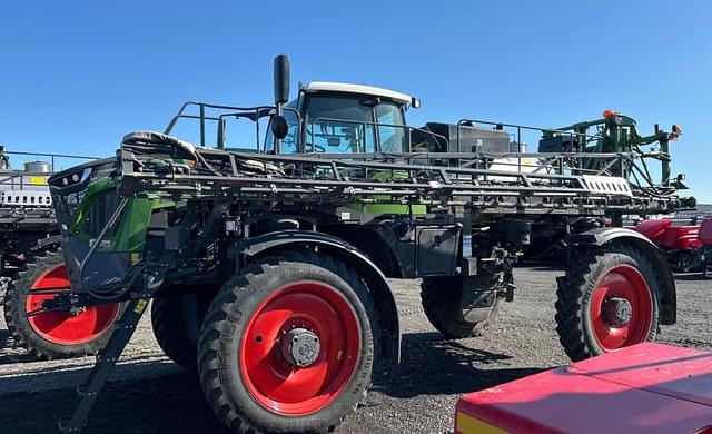 Image of Fendt RoGator 932 equipment image 1