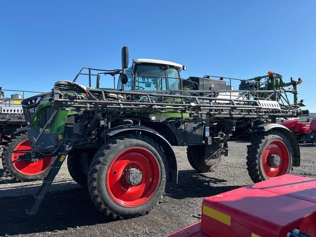 Image of Fendt RoGator 932 equipment image 1