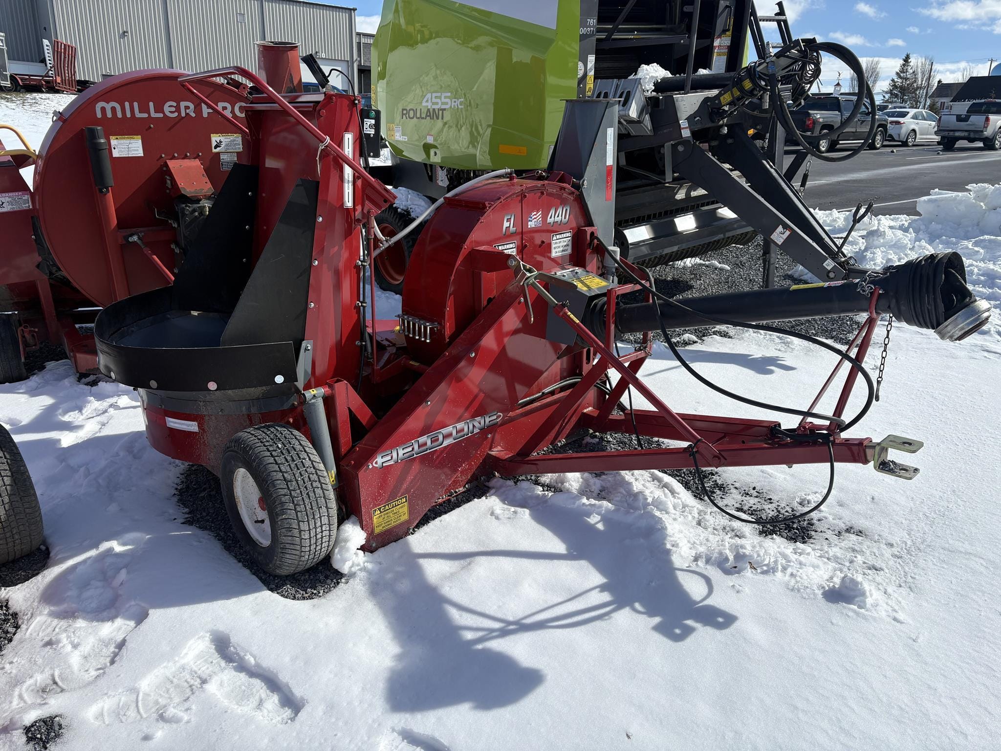 2022 Fieldline 440 Equipment Image0