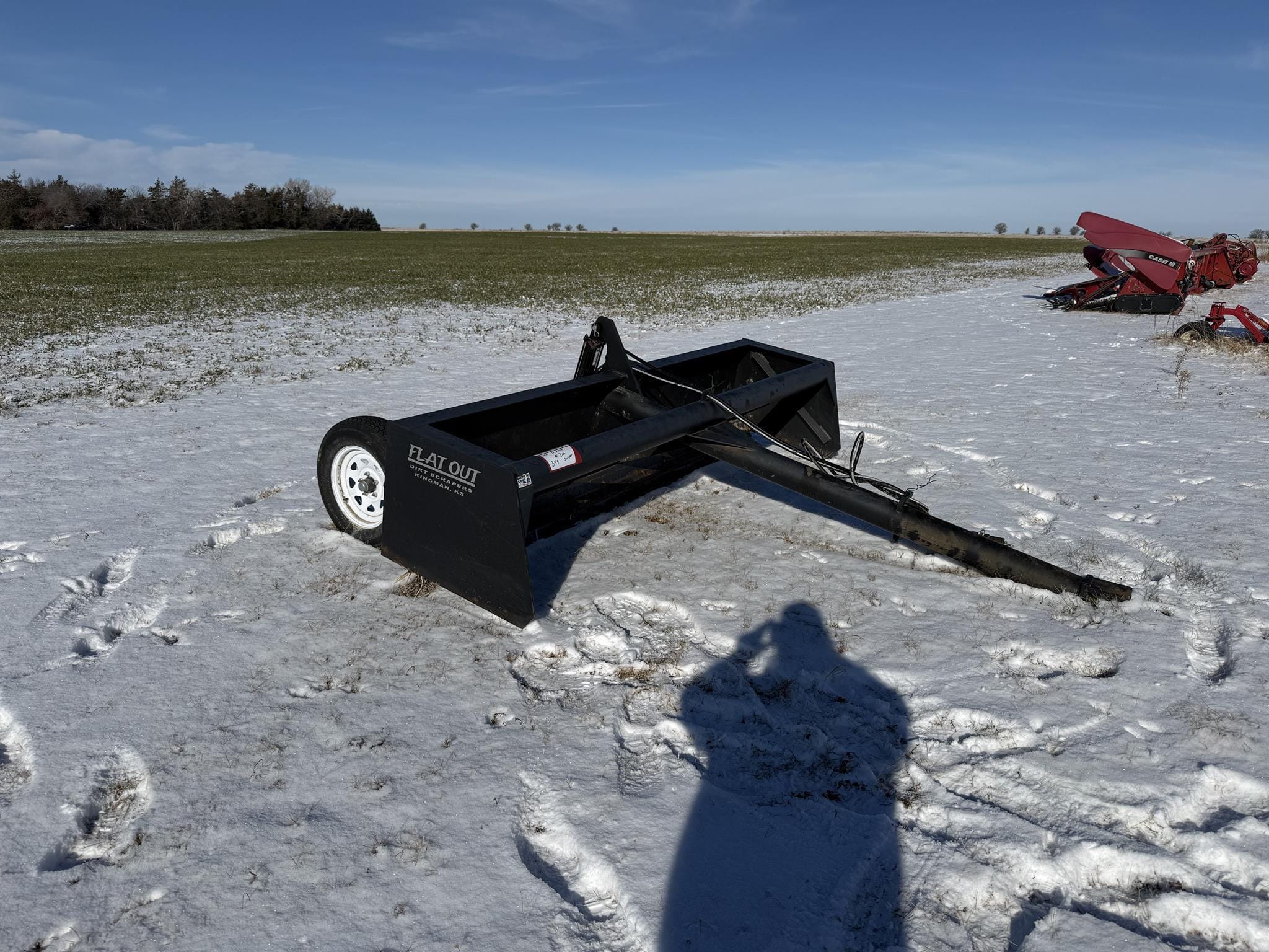 2022 Flat Out Dirt Scraper Equipment Image0