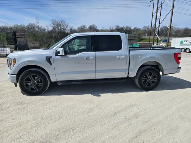 Image of Ford F-150 equipment image 2