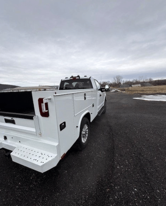 Image of Ford F-250 equipment image 4