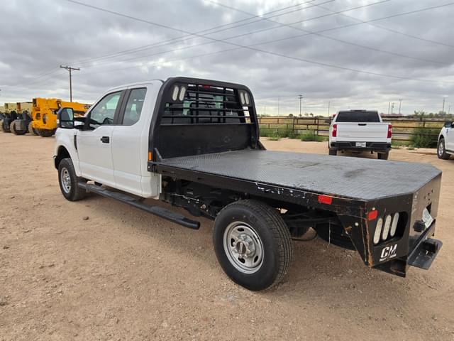 Image of Ford F-250 equipment image 2