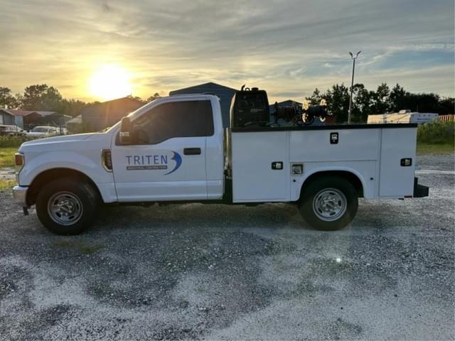Image of Ford F-250 equipment image 4