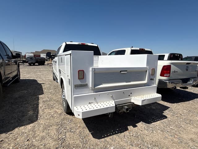 Image of Ford F-250 equipment image 3