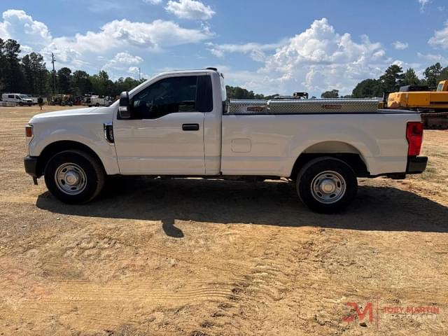 Image of Ford F-250 equipment image 4
