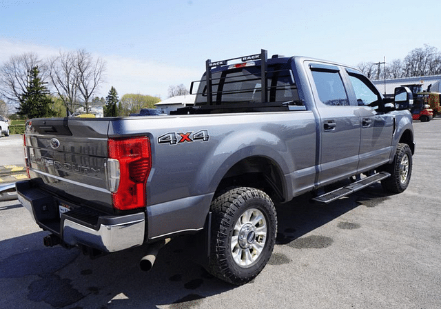 Image of Ford F-350 equipment image 4