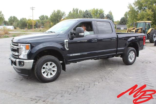 Image of Ford F-350 equipment image 1