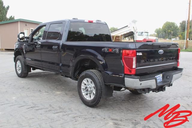 Image of Ford F-350 equipment image 4