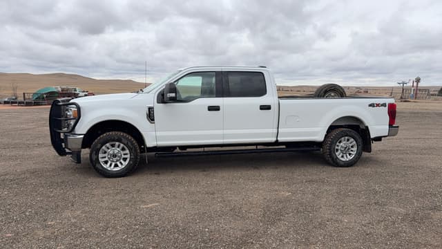 Image of Ford F-350 equipment image 1