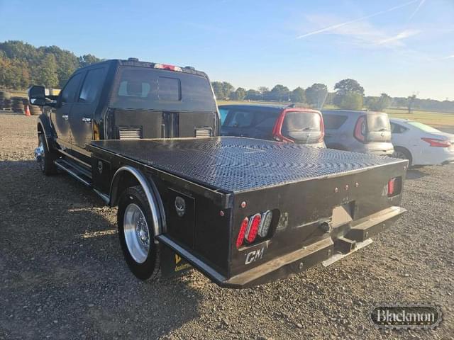Image of Ford F-450 equipment image 2