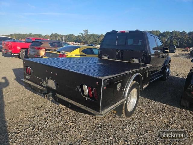 Image of Ford F-450 equipment image 3