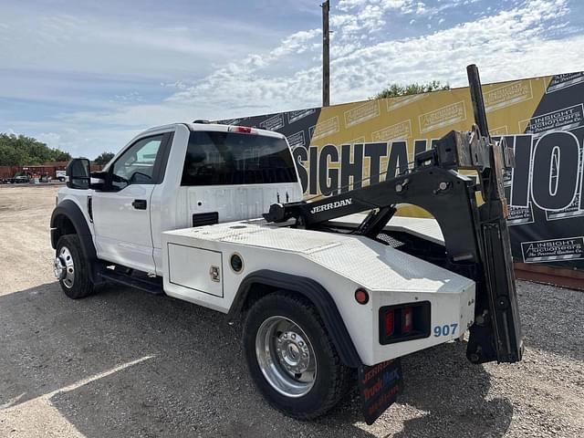 Image of Ford F-450 equipment image 1