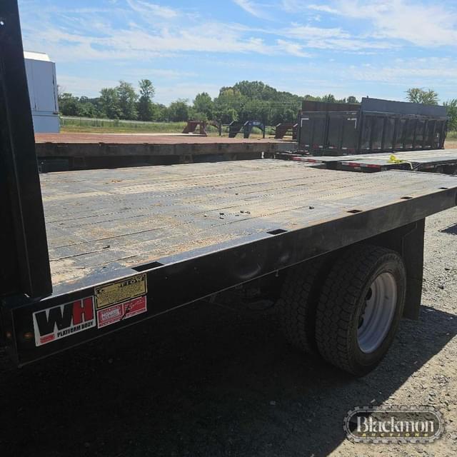 Image of Ford F-550 equipment image 2