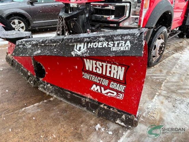 Image of Ford F-550 equipment image 1