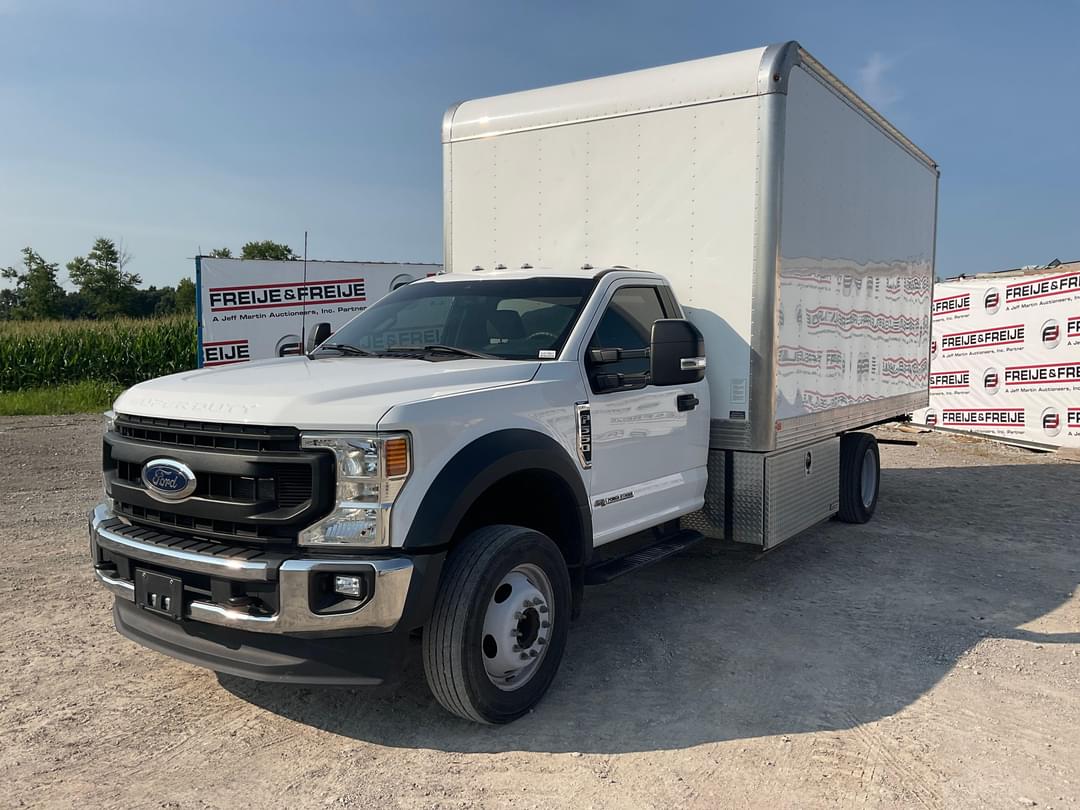 Image of Ford F-550 Primary image