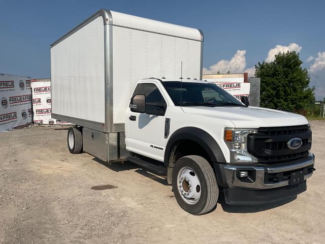 Image of Ford F-550 equipment image 2