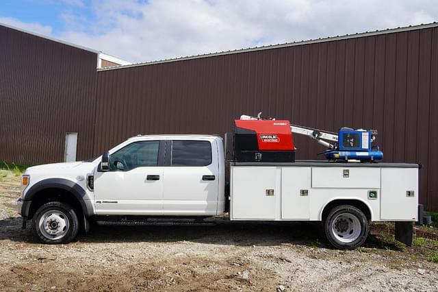 Image of Ford F-550 equipment image 1