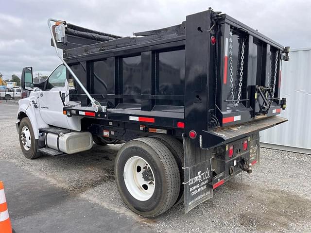 Image of Ford F-650 equipment image 1