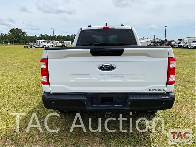 Image of Ford F-150 equipment image 3