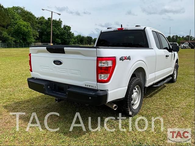 Image of Ford F-150 equipment image 4