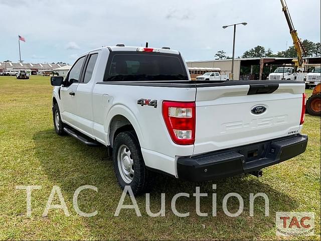Image of Ford F-150 equipment image 2