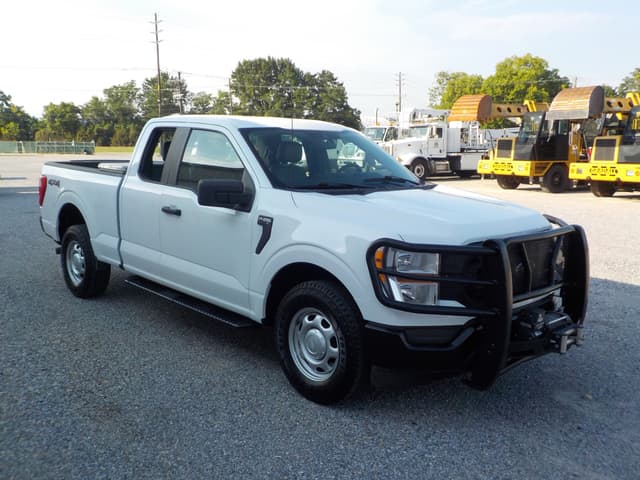 Image of Ford F-150 equipment image 1