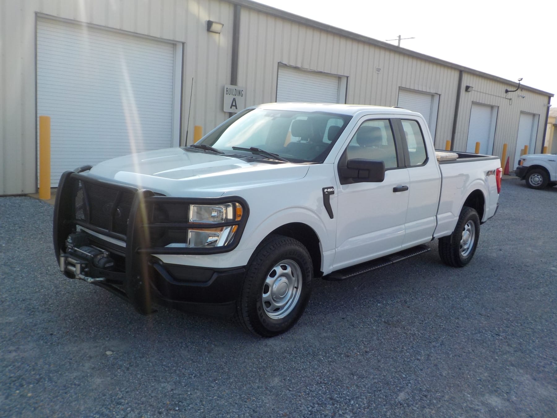 2022 Ford F-150 Equipment Image0