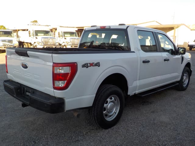 Image of Ford F-150 equipment image 2