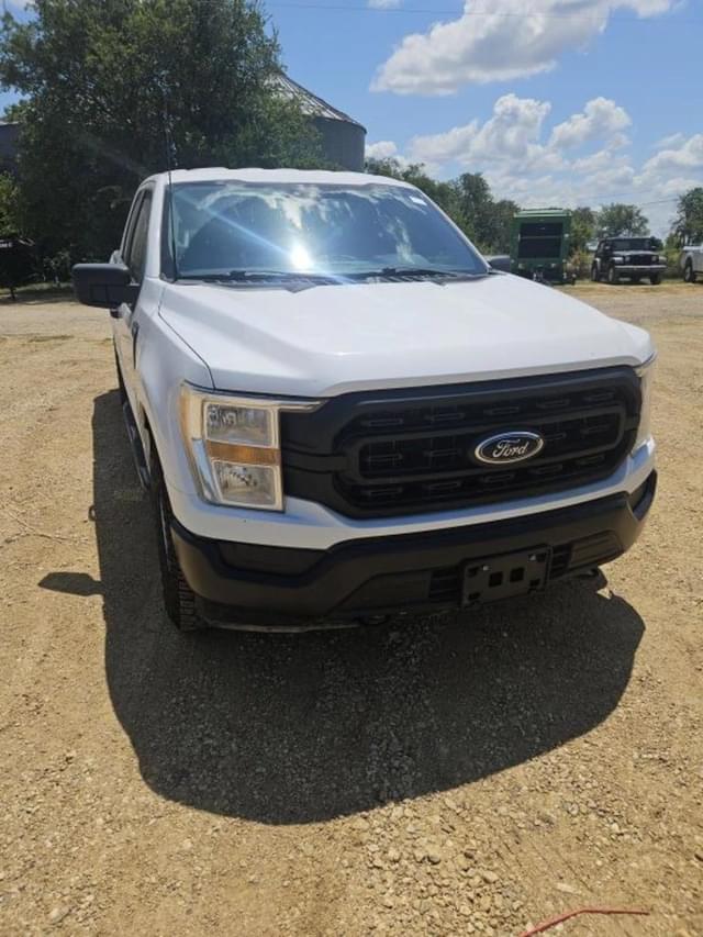 Image of Ford F-150 equipment image 2
