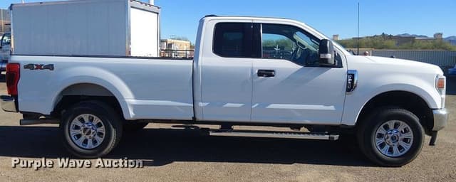 Image of Ford F-250 equipment image 3